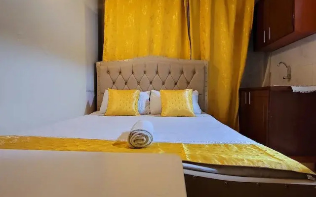 Sunrise Suites