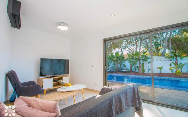 Abahana Villas Casa Cap Blanc