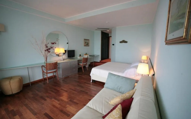 Kursaal Hotel