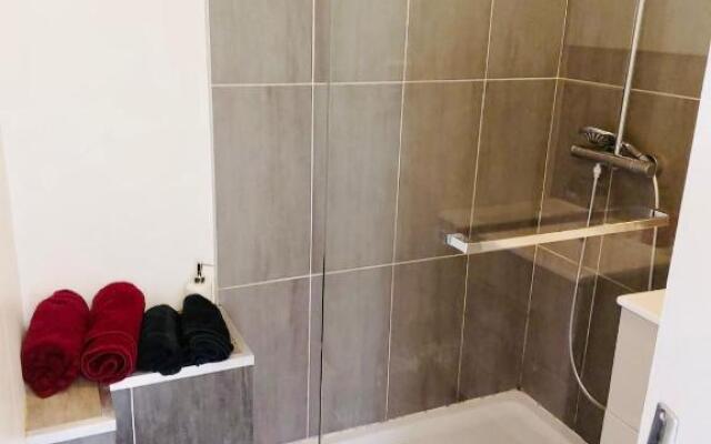 PRIVATE GARDEN in the center of Fontainebleau