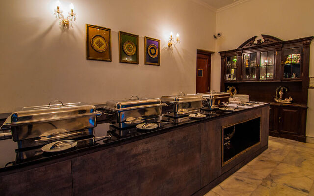 Hotel Africa Avenue Anand Lok