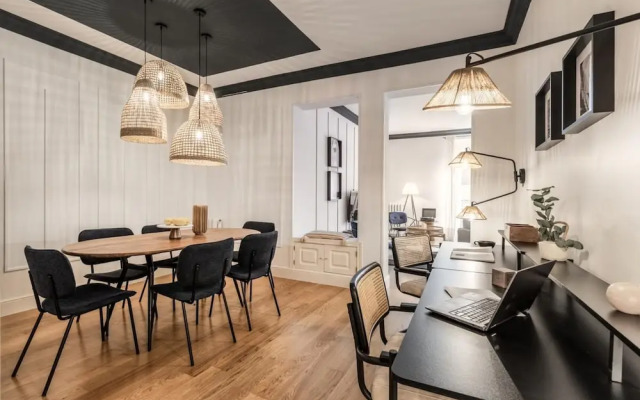 Acqua - 3 Bedrooms and Terrace in Centro