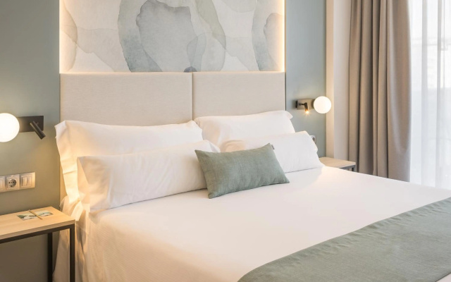 AR Diamante Beach Spa & Convention Center