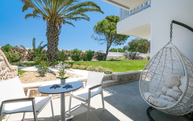 White Pearls Luxury Suites - Adults Only