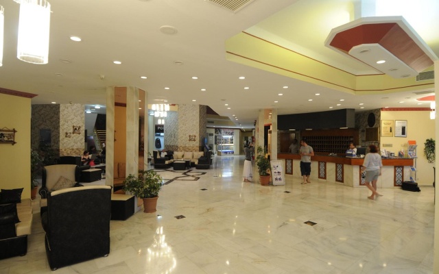 Alanya First Class Hotel