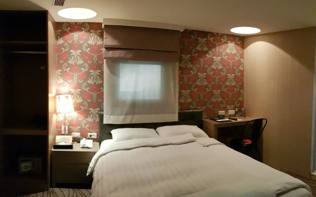 RF Hotel - Zhongxiao