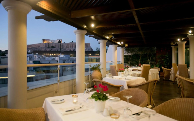 Hera Hotel