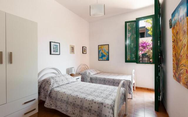 Casa vicino spiaggia e servizi con 2 camere m152