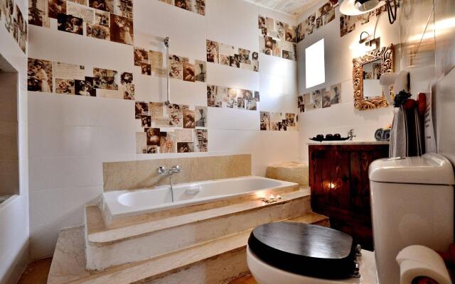 Chapel 5 Suites