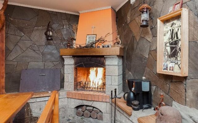 Vatra Hotel