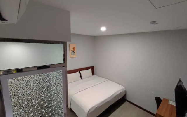 homeSTAY Veteran – Guest Rooms – Palembang
