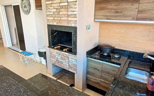 Casa Conforto com Piscina