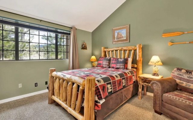 Woodland Retreat #2548