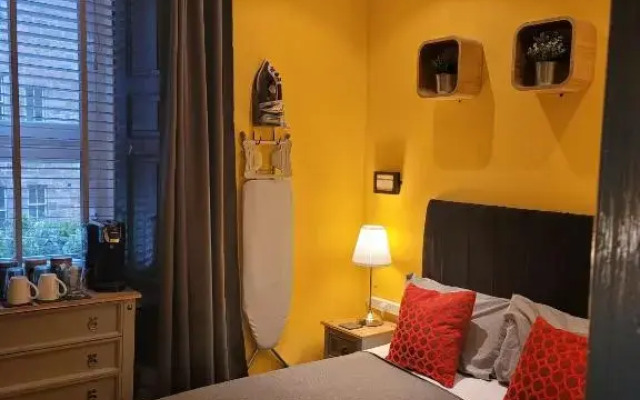 The Residence - NO 8
