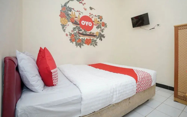 OYO 448 Hotel Central