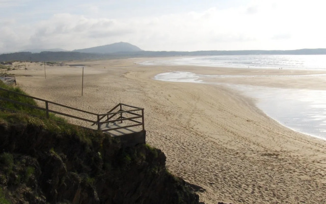 Beautiful Chalet With Spectacular Ocean Views