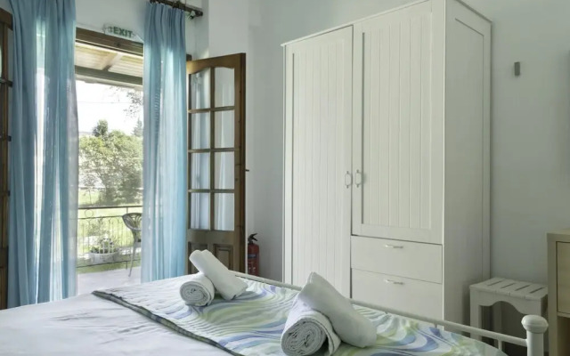 Angeliki Cozy Apartment by Konnect, centrally located in Syvota