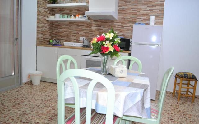 Fantastic 1 bedroom Apartment with Gallery (CB6EV)