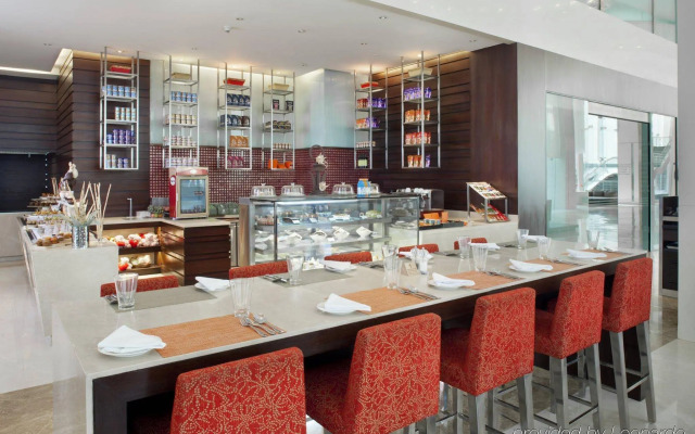 Holiday Inn Mumbai International Airport by IHG