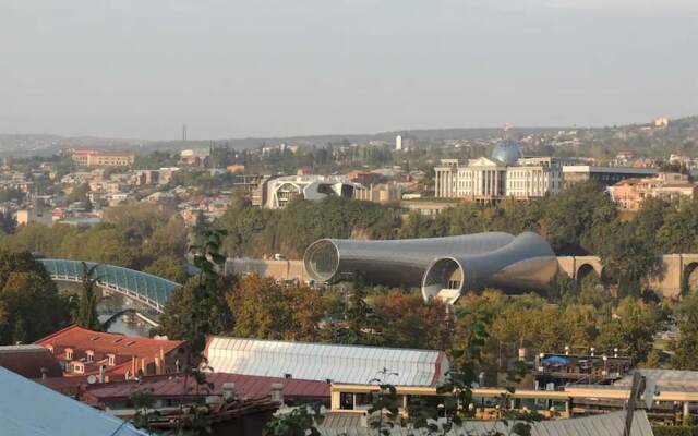 Magic Window is waiting for you....