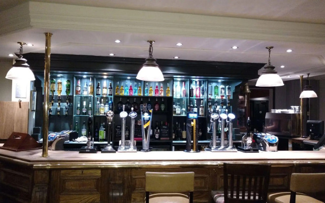 Royal Hotel, Bar & Grill