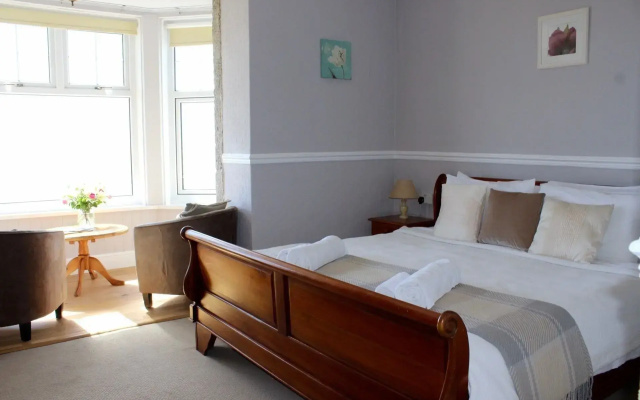 Housel Bay Hotel