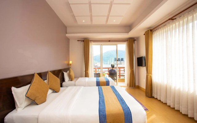 Hotel Lake Paradise