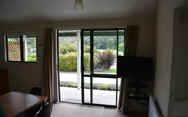 Waitomo Top 10 Holiday Park