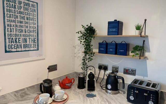 WHITBY-CAPTAINS HOUSE WHITBY - 4 bed Luxury Holiday Home