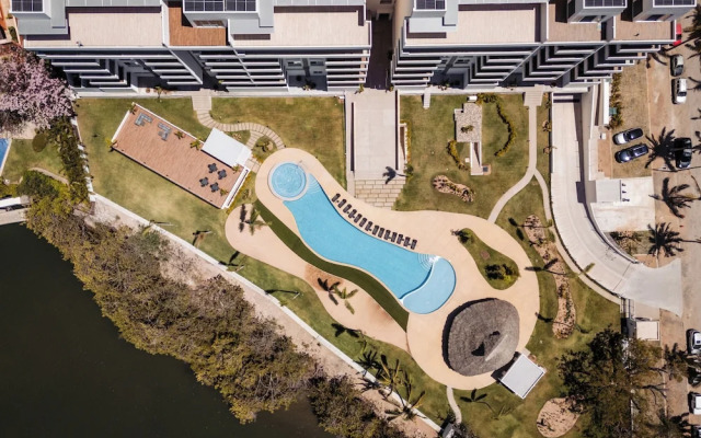 Altamar Canal View Condos