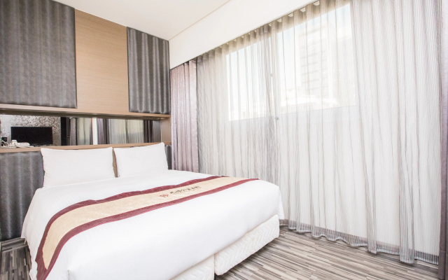 Harmonious Hotel