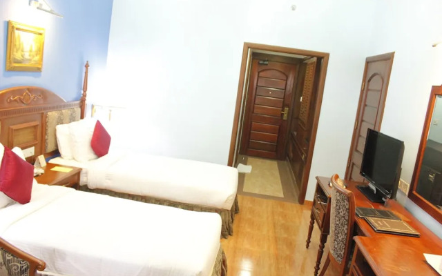 Regant Lake Palace Hotel