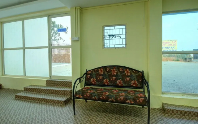 OYO 37674 Ve Vin Lodge