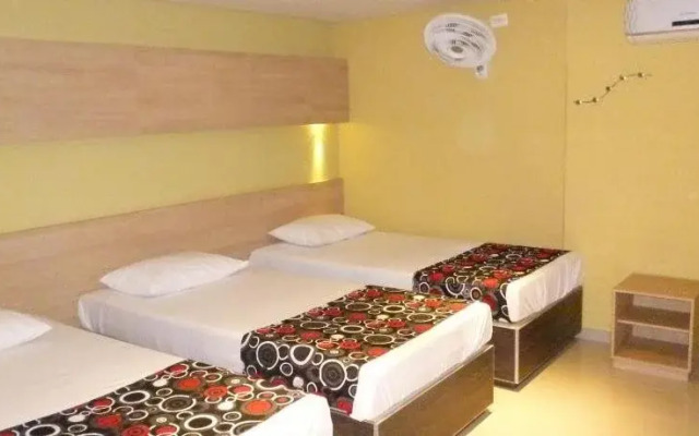 Hotel 56 Avenue Plaza