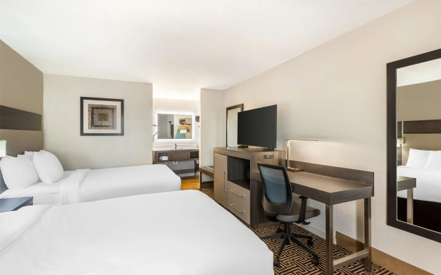 Best Western Central Inn