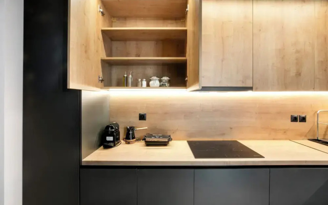 Astoria -Luxury 2-BR Apartment in Athens