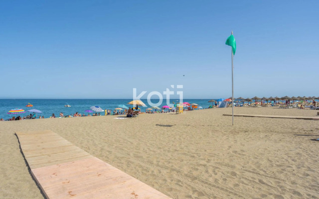 GlamUrban Flat Koti Rentals