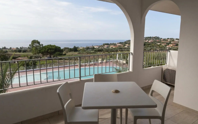 Residence Luzia by Marinella