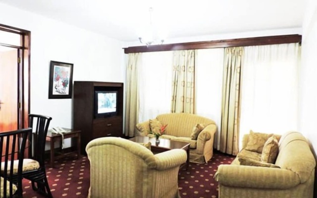 Mosa Court Suites