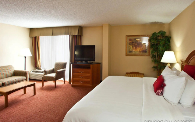Doubletree by Hilton Fort Myers at Bell Tower Shops