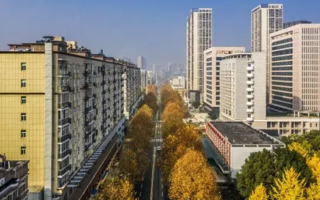 Wuhan Xinmeng Aesthetic Hotel