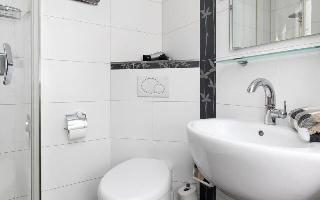 Apartment With Balcony in Ruegen