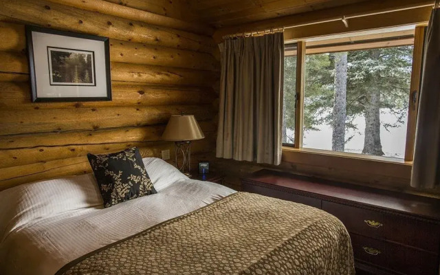 Castle Mountain Chalets