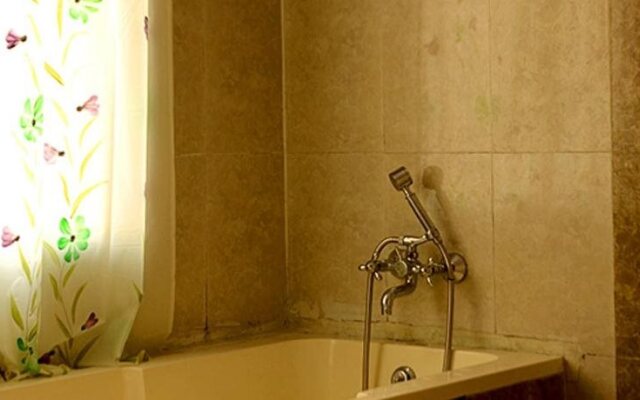 Hotel Crown