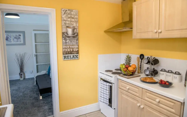 VIBRANT retreat Cambridge City Ctr