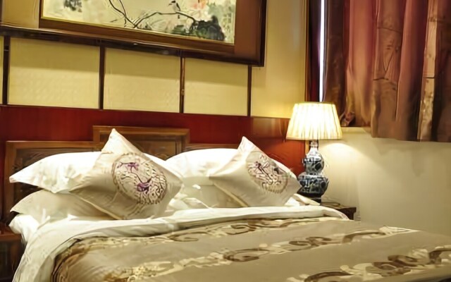 Chong Ning Castle Hotel