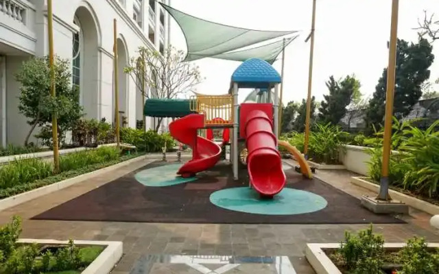 Modern 2BR at The Belleza Apartment By Travelio