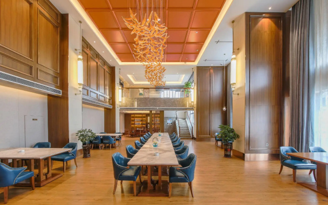 Rezen Heyi Hotel Yizhang