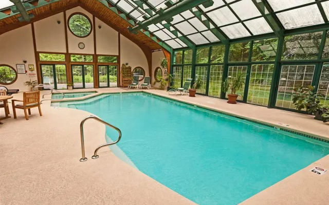 Chateau Merrimack Resort & Spa