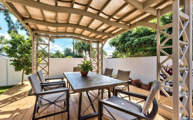 Amalfi 3 Bedroom Home by NFVH